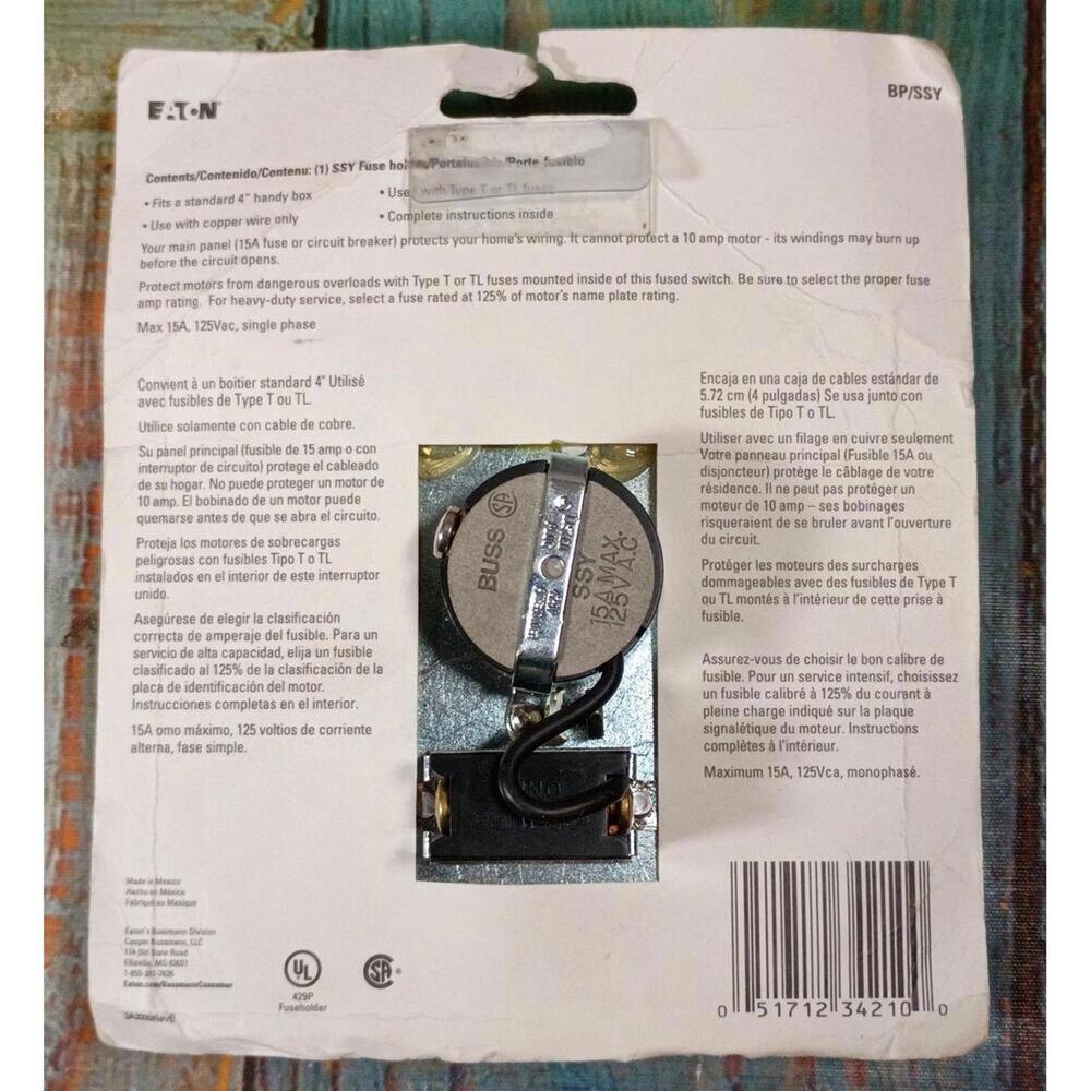 Eaton Bussmann Motor Protector Fuse Holder and Switch 15 Amperes 125V AC - Picture 2 of 7